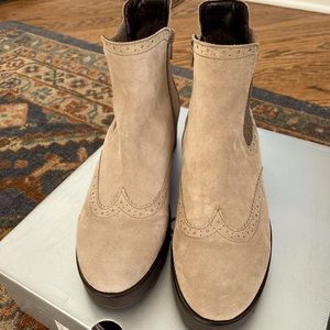 Gabor Chelsea Boots